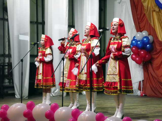 Выступление вокальной группы «Радость» из города Кстово Нижегородской области