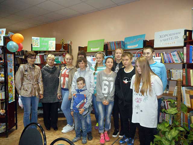 Участники ночи литературы в Ждановской детской библиотеке