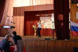 Умазбек Носиралиев танцует лезгинку
