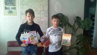 Участники акции Читаем детям о войне